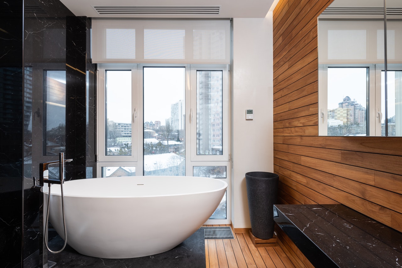 Современные решения в дизайне ванной комнаты