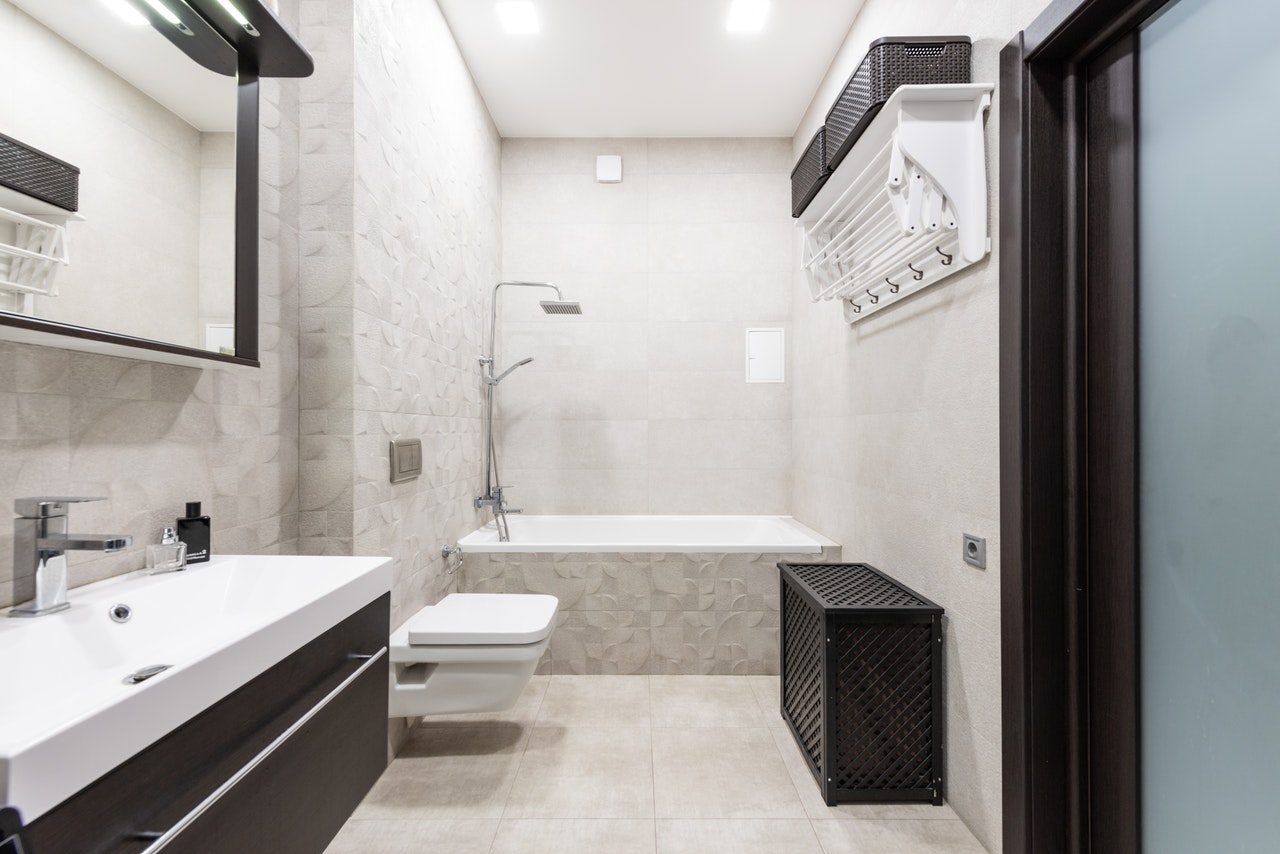 Современный дизайн ванной комнаты 2022